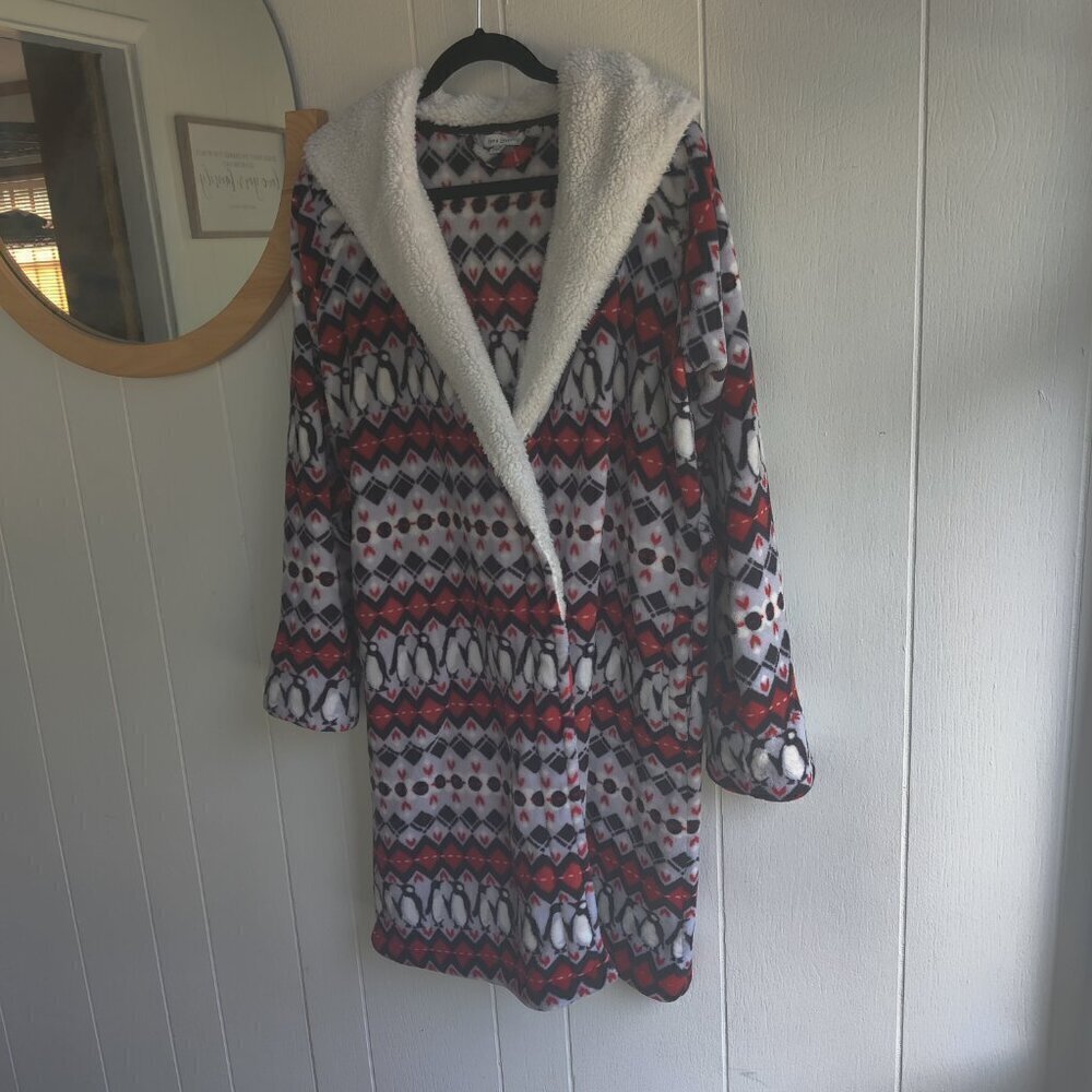 Vera Bradley Penguin Bathrobe Sz S-M Soft with Fleece on collar & hood, no tie - Picture 7 of 12
